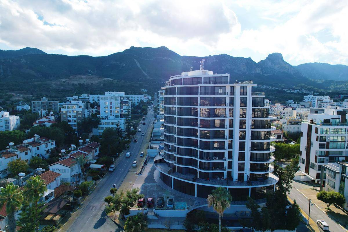 North Cyprus One Bedroom Apartment in The Heart of Kyrenia Photo 4