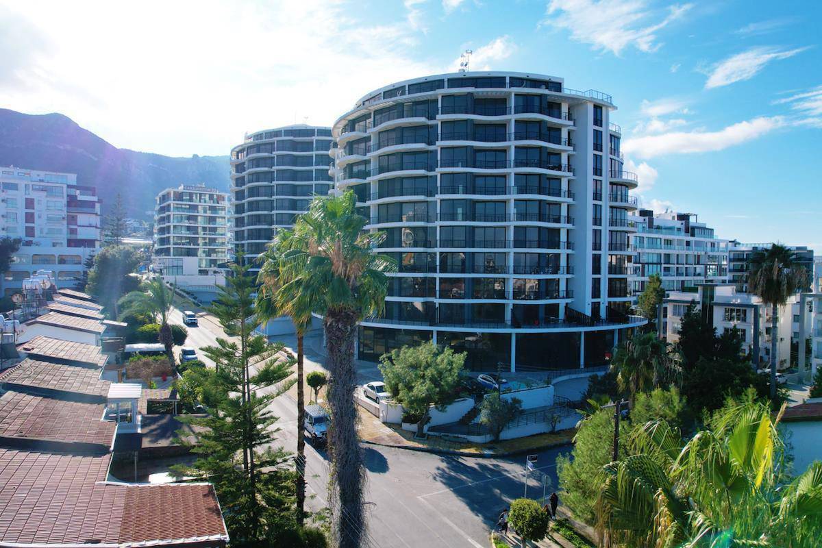North Cyprus Three Bedroom Duplex Apartments in The Heart of Kyrenia Photo 1