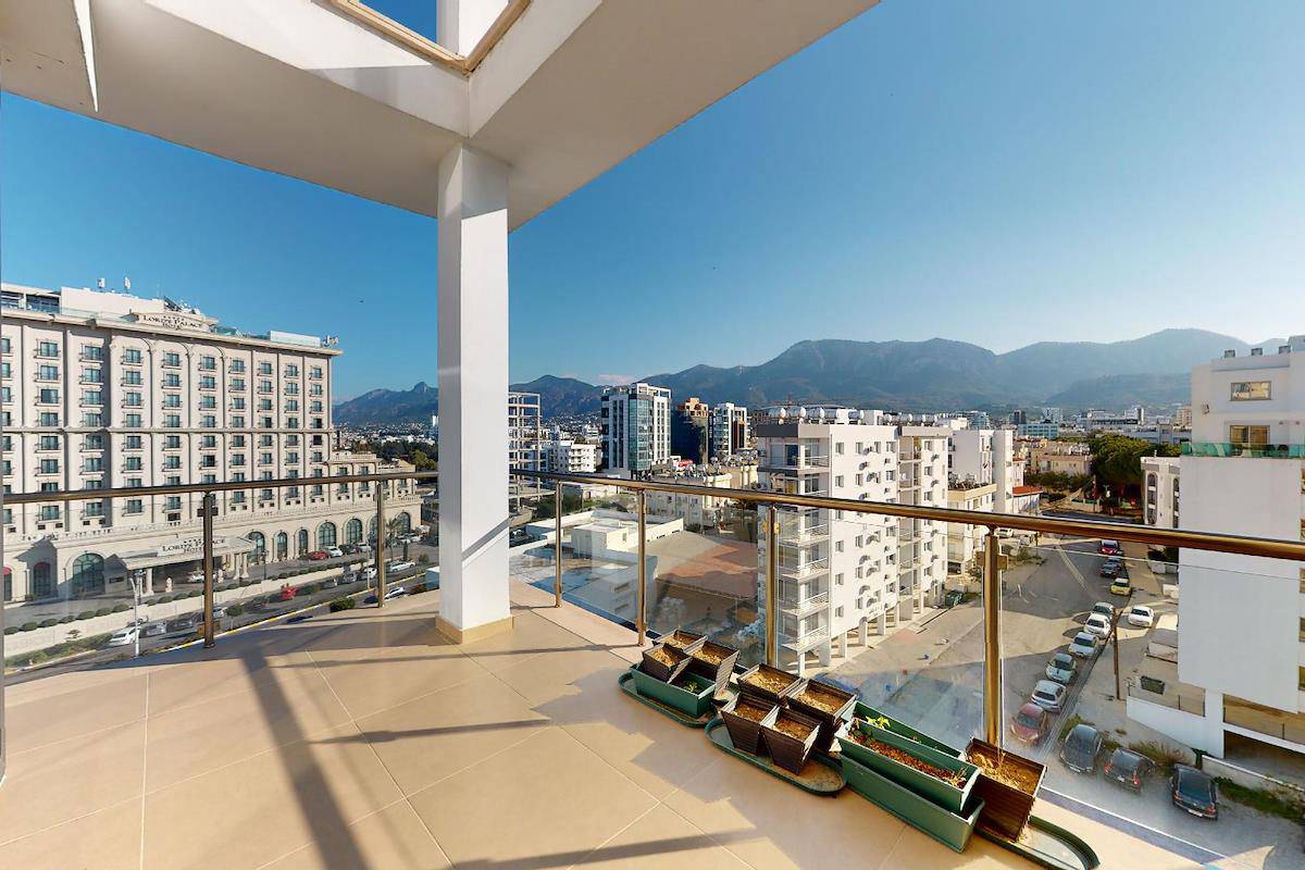 North Cyprus Two Bedroom Apartment in Kyrenia City  Photo 6